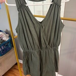 Universal Thread Khaki Green Romper